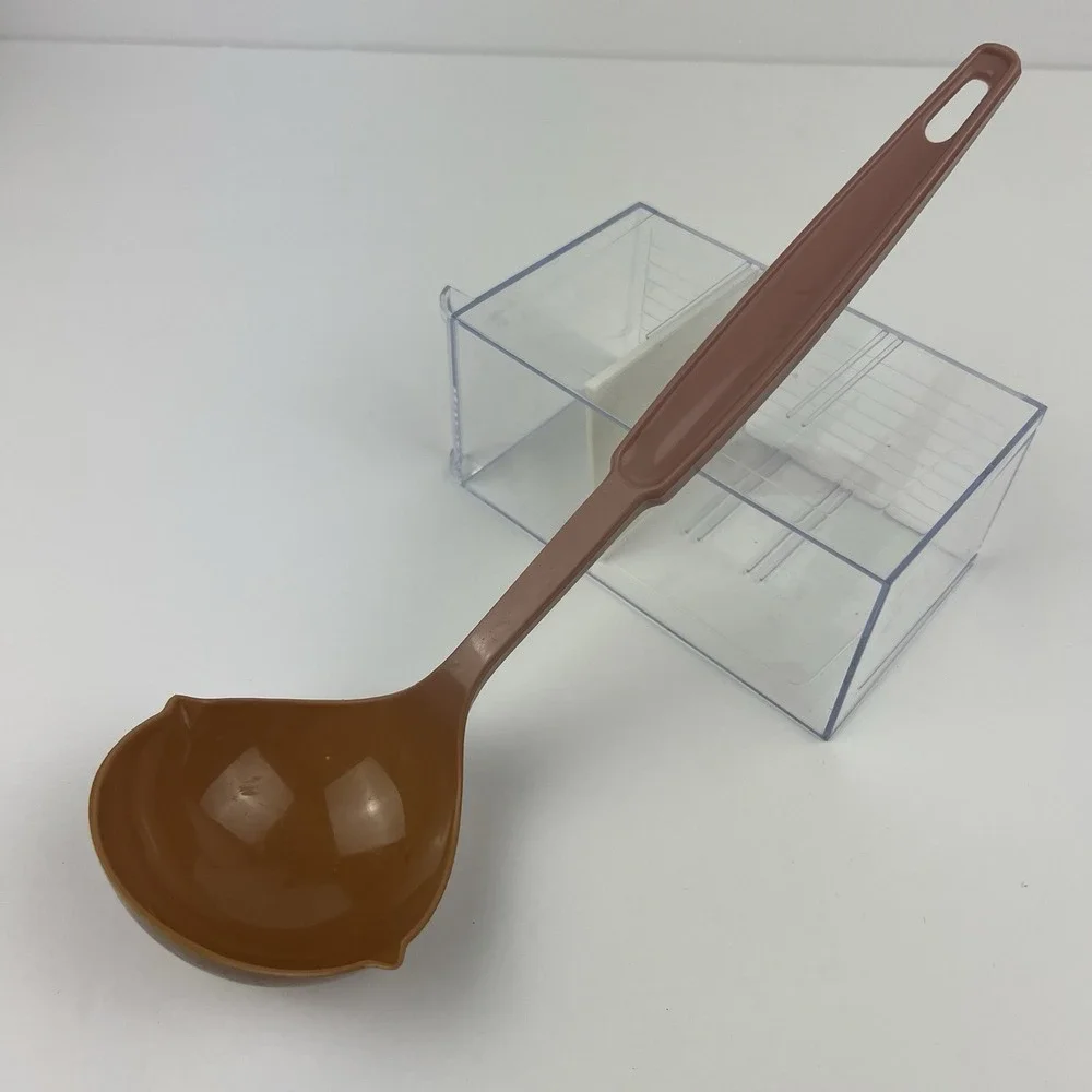 Vintage EKCO USA Pink Nylon Soup Ladle Rose 1980s‎ Utensil 11 in Double Spout